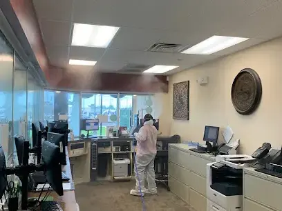 Drying equipment running in a Metairie commercial space after a water loss